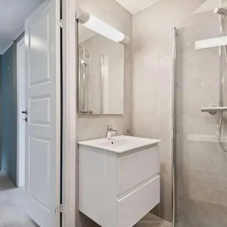 Cozy With Short Distance To The Center Appartamento Bergen