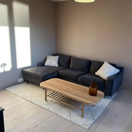 Cozy With Short Distance To The Center *