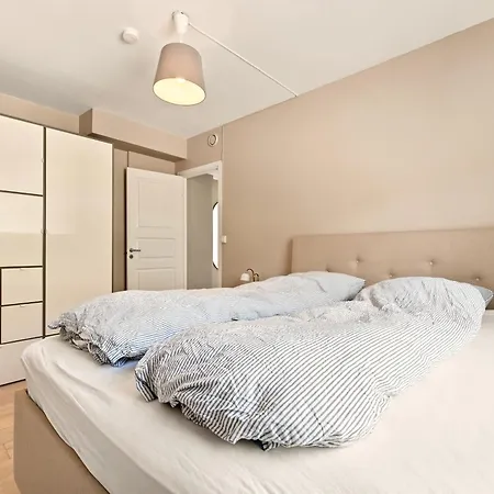 Apartment Cozy With Short Distance To The Center