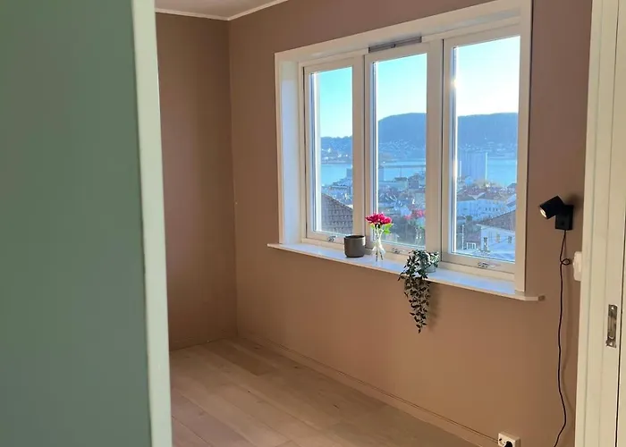 Cozy With Short Distance To The Center